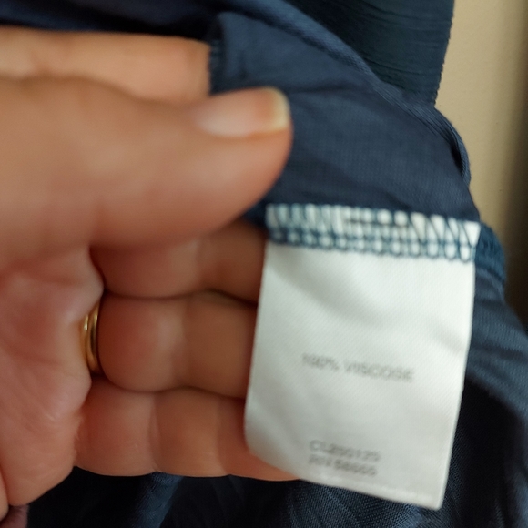 Classiques Entier wrap v neck blouse - Picture 6 of 8